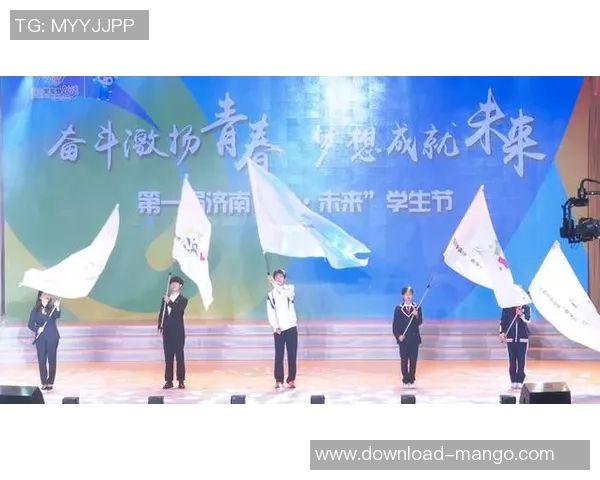 深度对话：张强在绿茵场上的奋斗与梦想之路